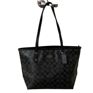 🌹 COACH 🌹 CANVAS CC LOGO TOTE